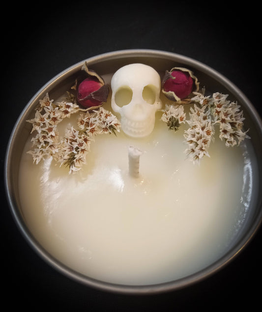 Skulls and Roses candle